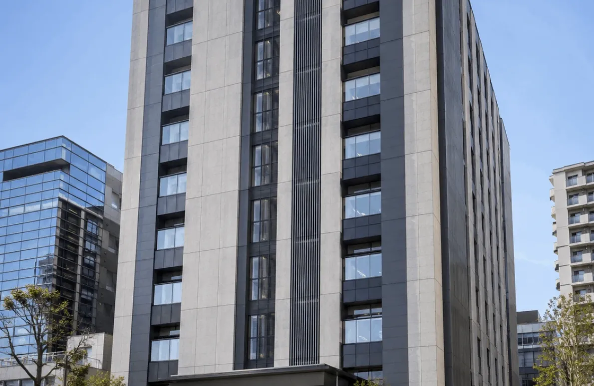 uhpc panels on building facade