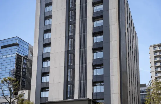 uhpc panels on building facade